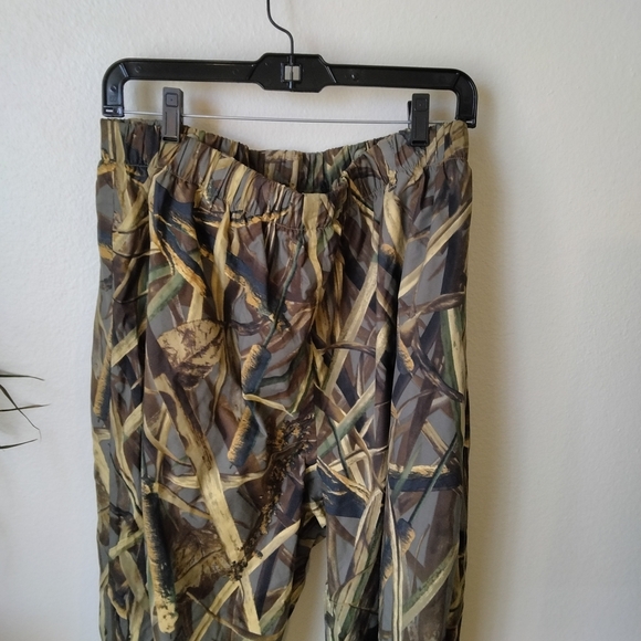 Columbia Men's Hunting Pants XL Delta Hunter Marsh Waterfowl Camo Waterproof - Picture 3 of 9